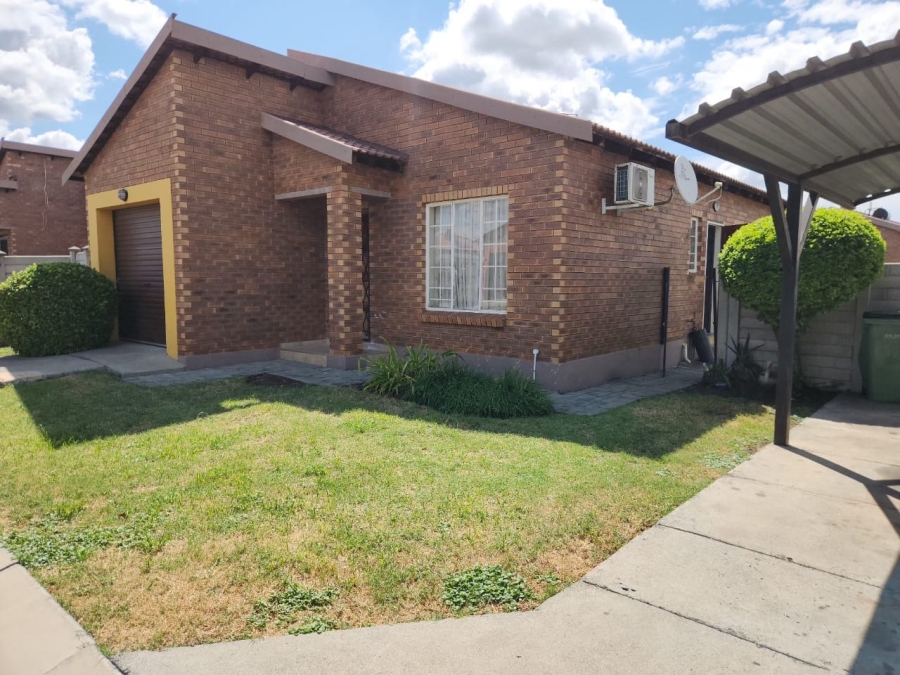 3 Bedroom Property for Sale in Waterkloof East North West